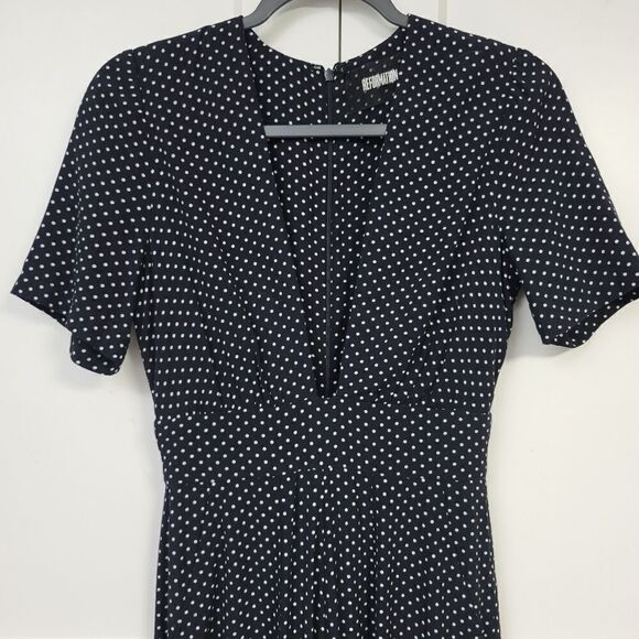 Reformation deep plunging v-neckline jumpsuit, xs - Picture 5 of 8